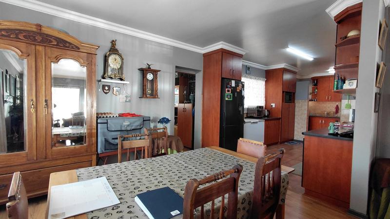 3 Bedroom Property for Sale in Langenhovenpark Free State